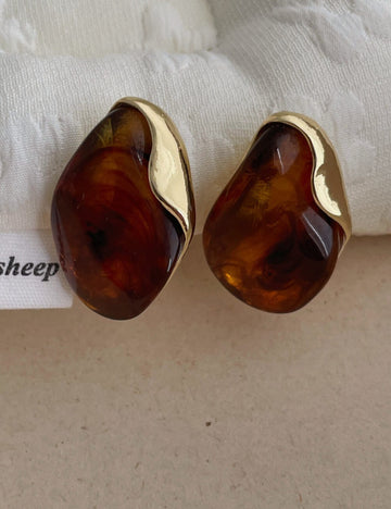 Elegant Amber Metal Resin Splice Drop Earrings DP25D831