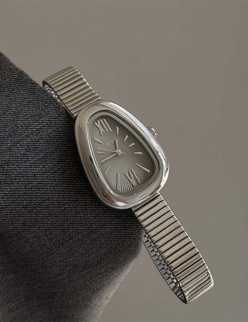 Chic Silver Snake Head Dial Quartz Watch DP25F745