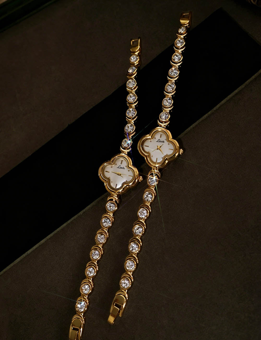 Rhinestone Clover Bracelet Watch - DippedShop Wholesale - #8819