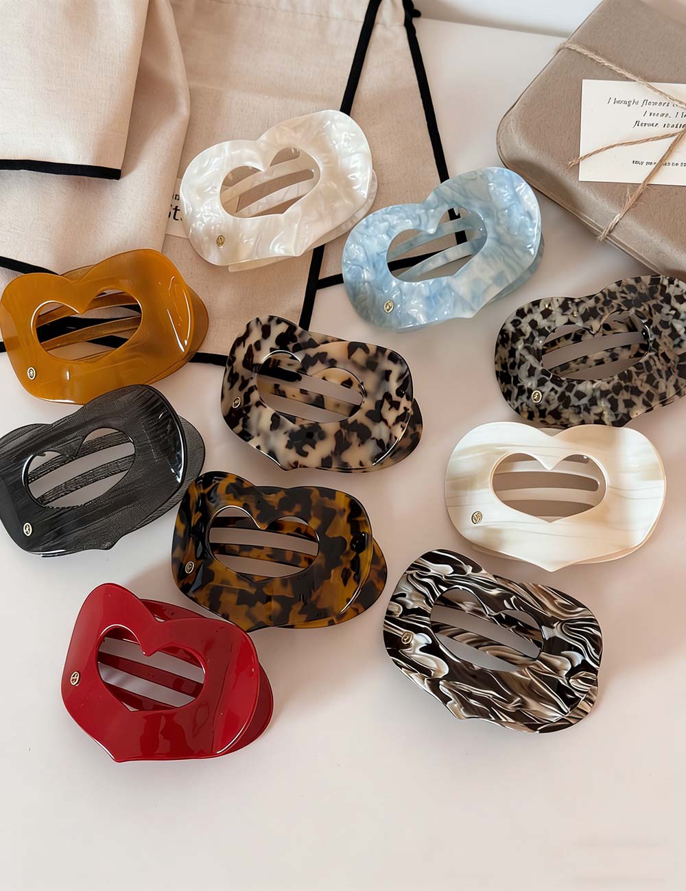 Hollow Heart Hair Claws - DippedShop Wholesale - #9139