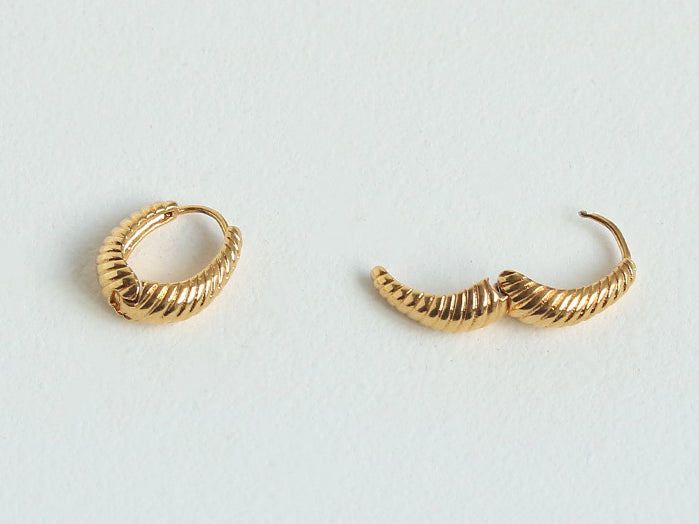 Simple Croissant Vintage Hoop Earrings DPJE1856