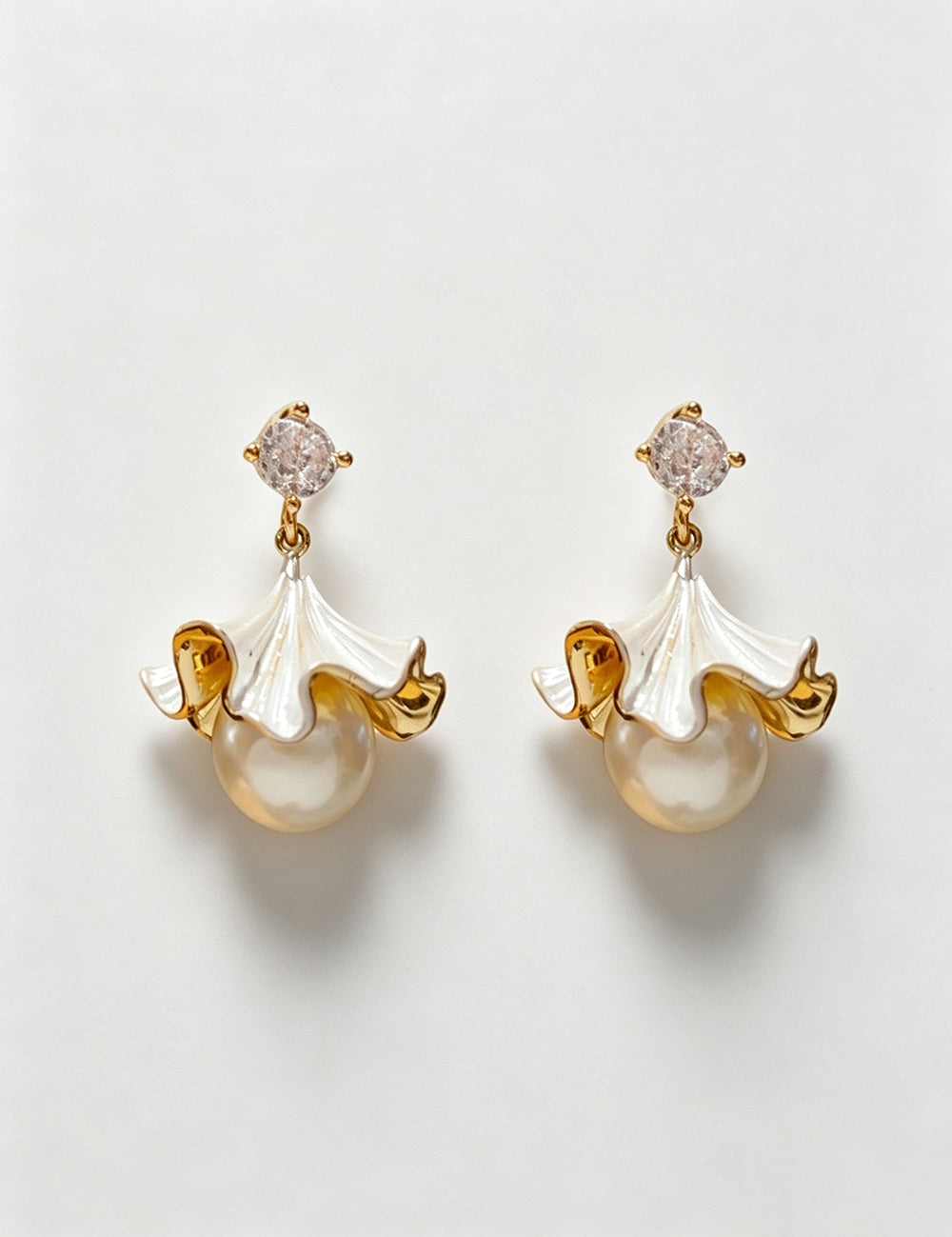Sparkling Rhinestone Ginkgo Leaf Pearl Drop Earrings 6W6JER754