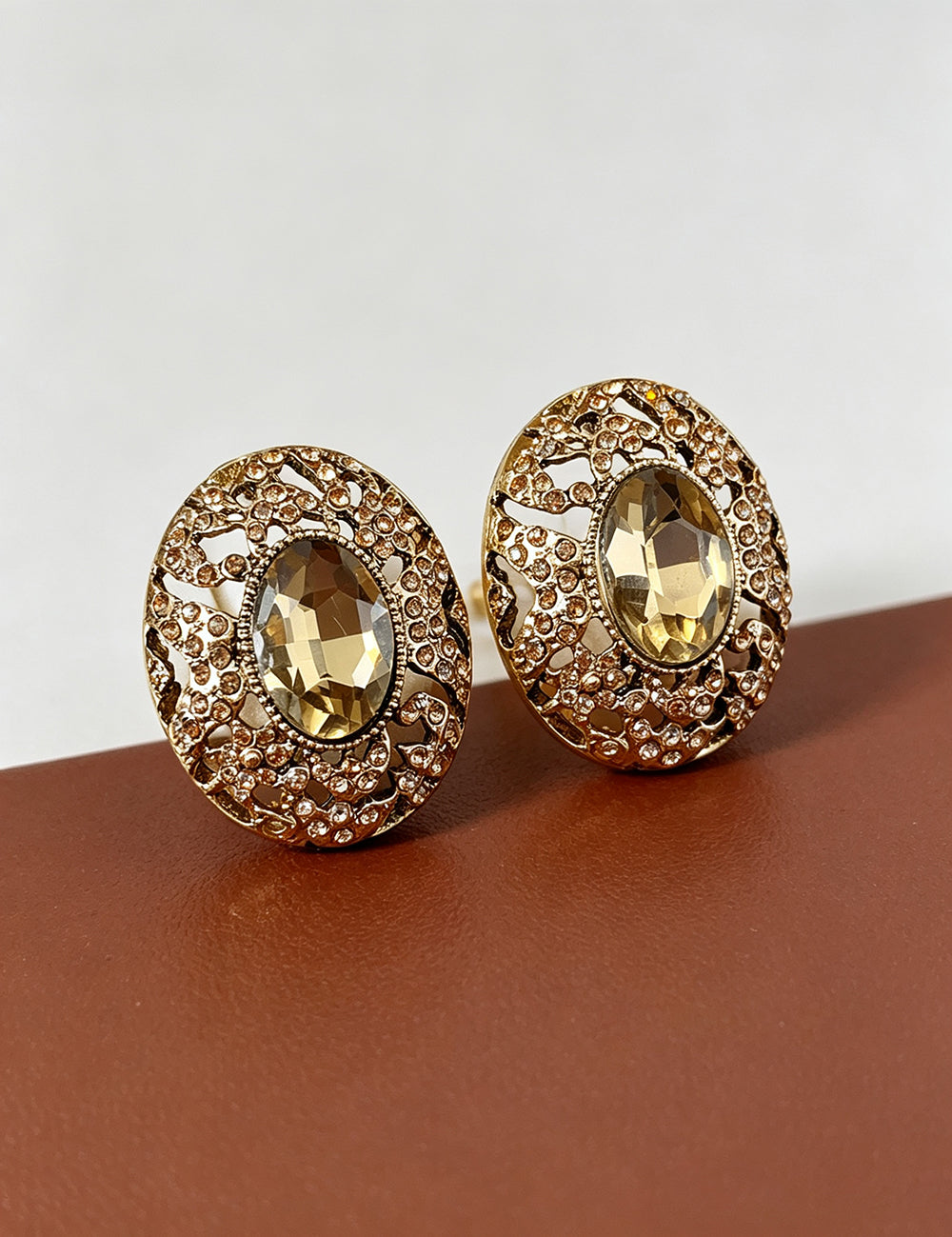 Champagne Rhinestones Oval Stud Earrings 6W6JER791