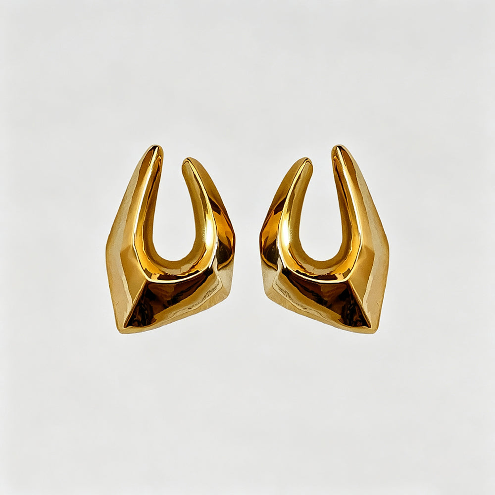 Chunky Irregular Gold Plated Statement Stud Earrings 6W6JER732