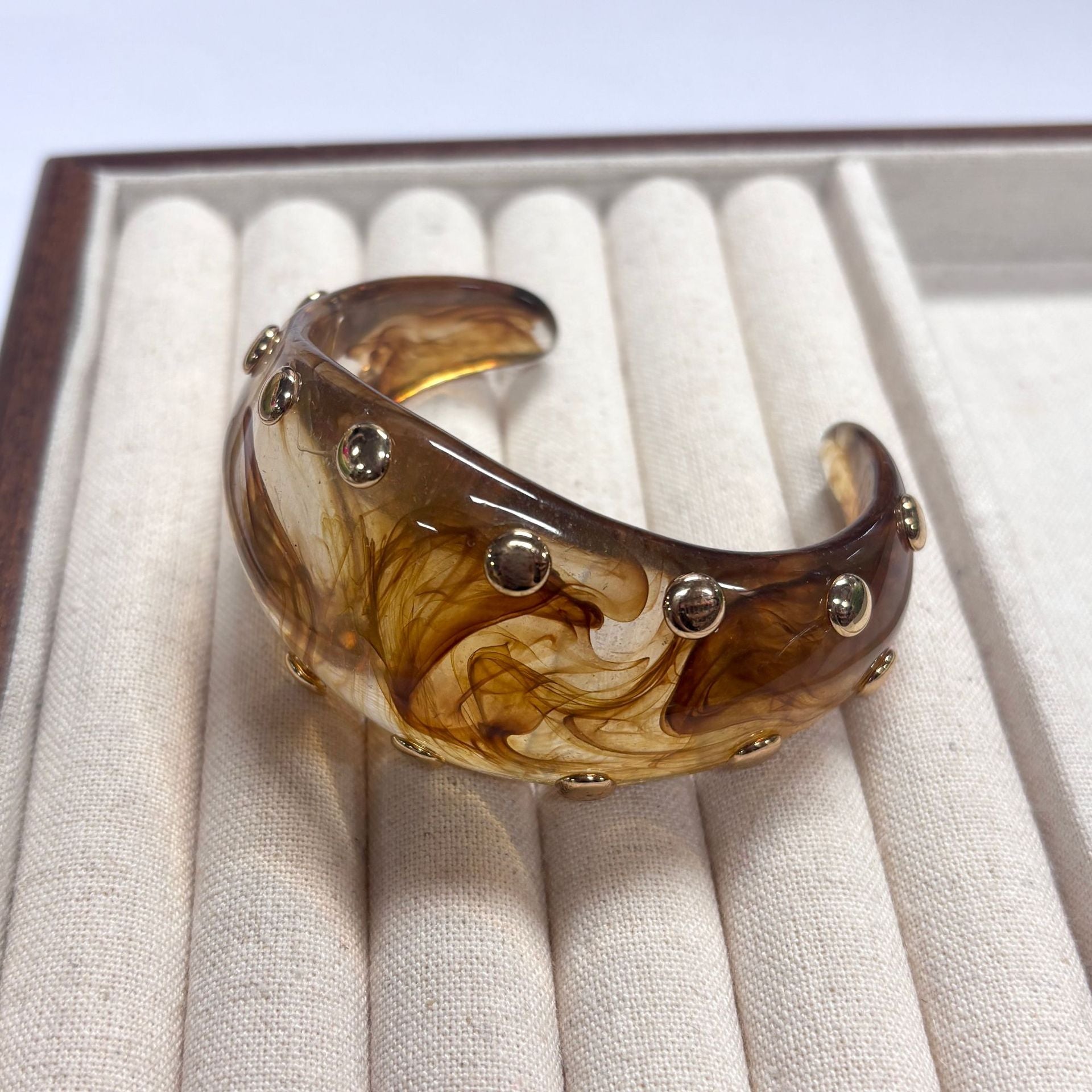 Vintage Metal Rivet Wide Open Bracelets 6W6JBR620