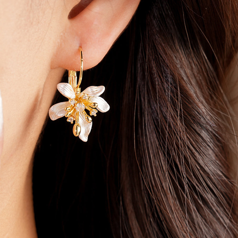 Elegant Enamel Cubic Zirconia Flower Hoop Earrings 6W6JER820