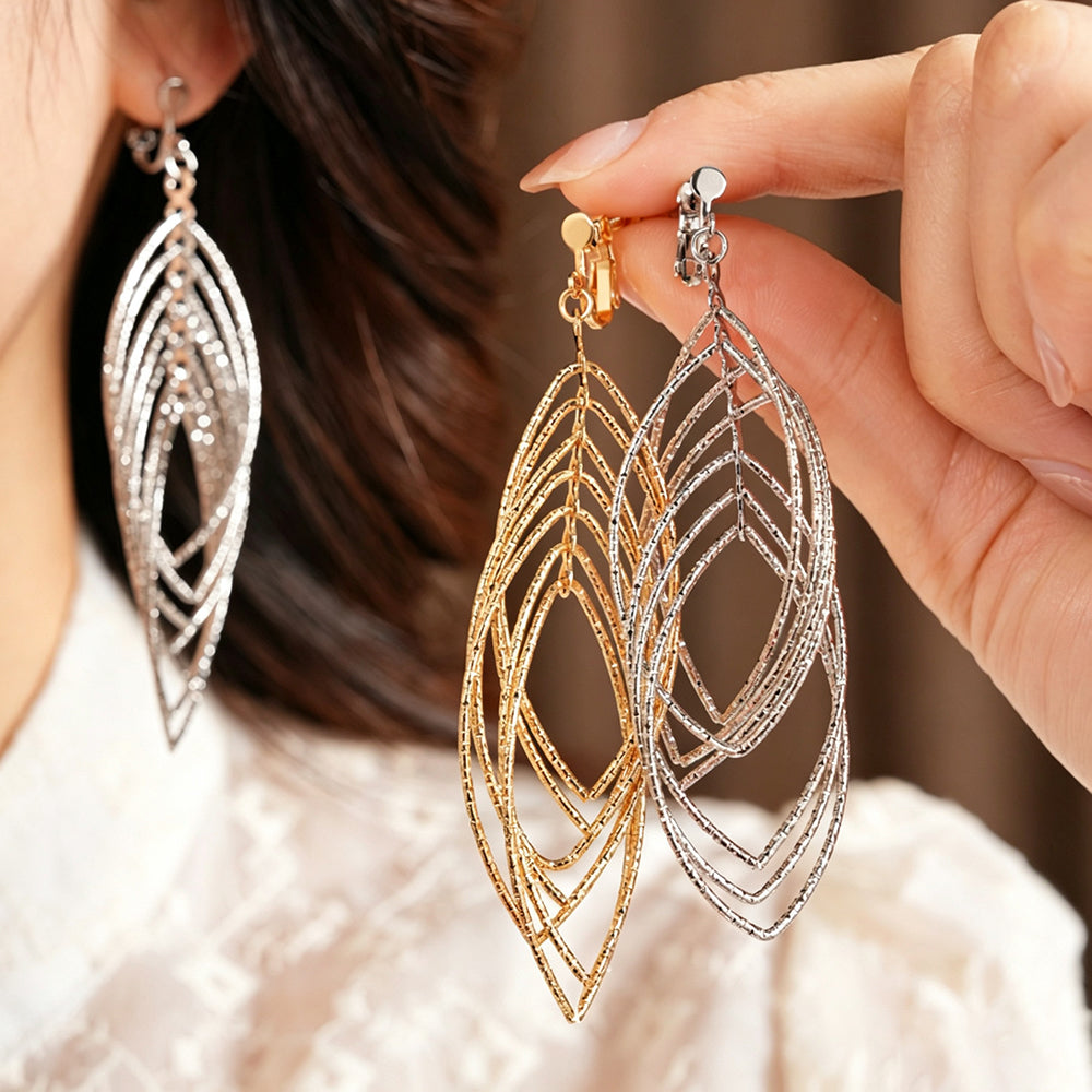 Layered Hollow Out Feather Dangle Earrings 6W6JER765