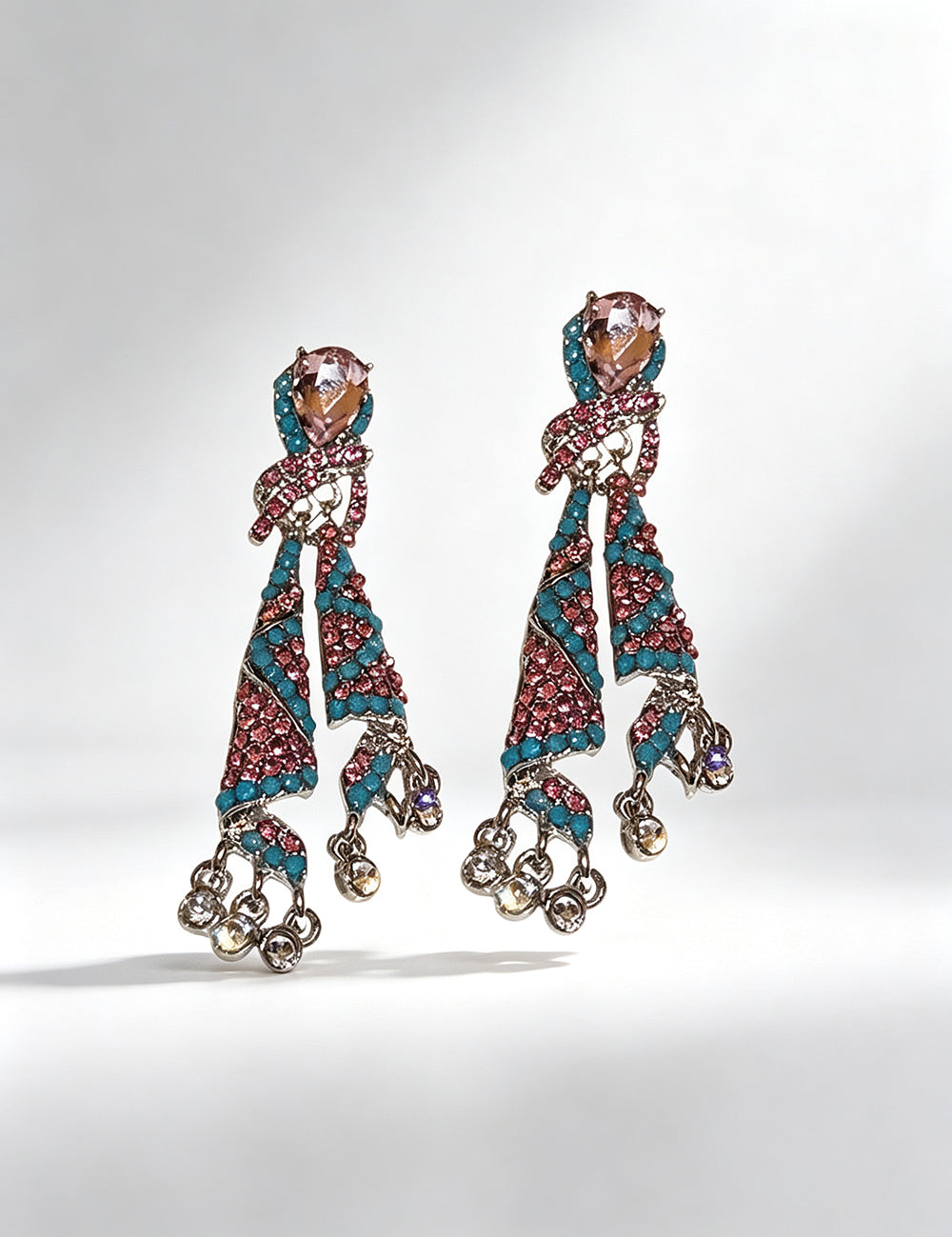 Rhinestone Knot Tassel Drop Earrings 6W6JER764