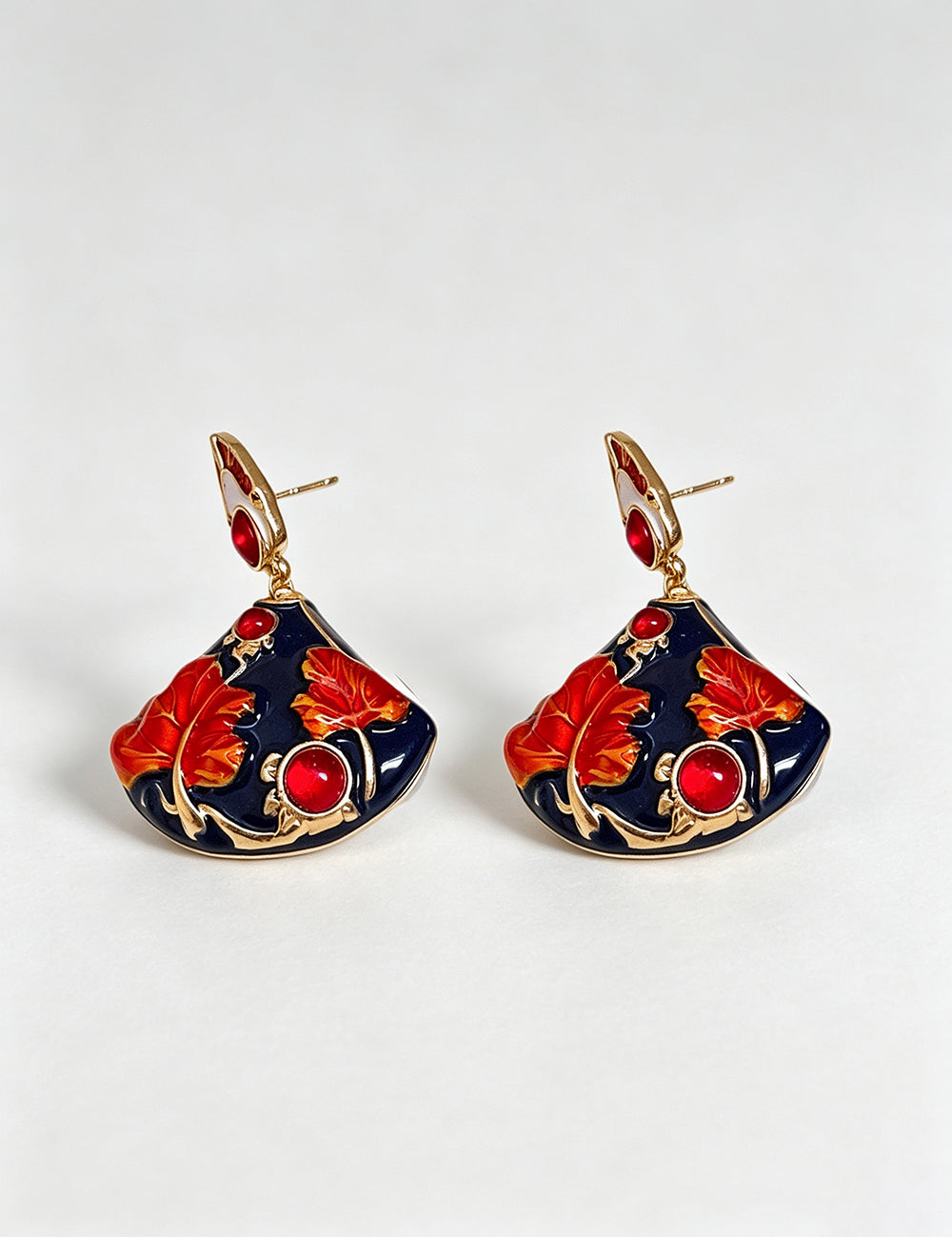 Vintage Enamel Maple Leaf Fan Earrings 6W6JER790