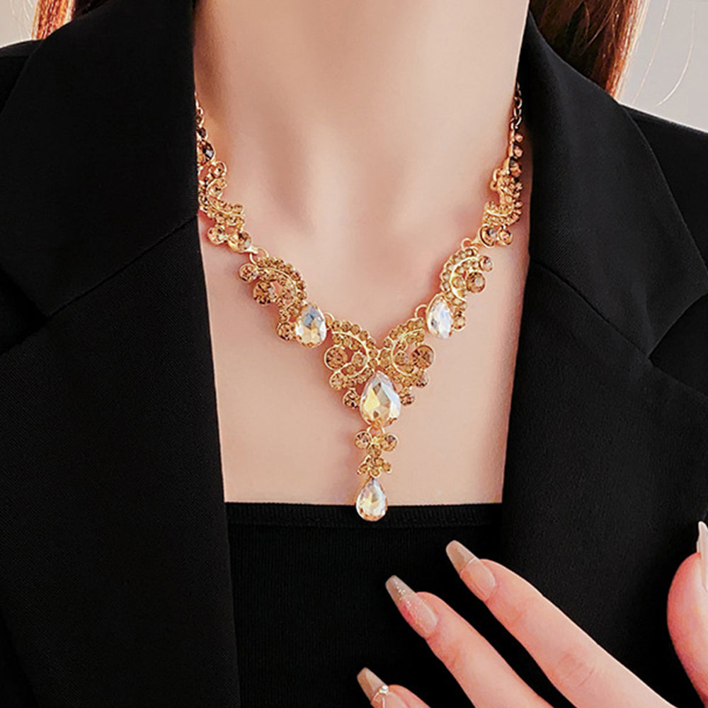 Vintage Gold Plated Rhinestone Hollow Droplet Pendant Necklace 6W6JNC941