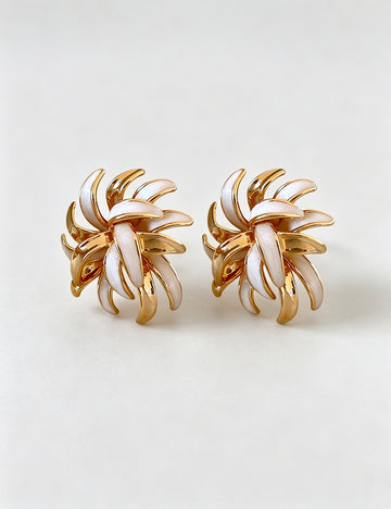 Vintage Gold Plated Enamel Flower Stud Earrings 6W6JER742