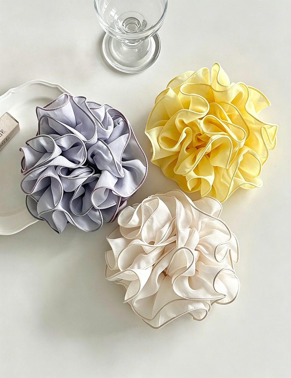 Oversized Voluminous Ruffled Floral Scrunchie MK2BLW6W6HSR19