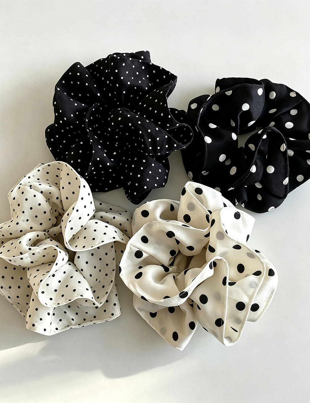 Vintage Polka Dot Satin Hair Scrunchies MK2BW6W6HSR43