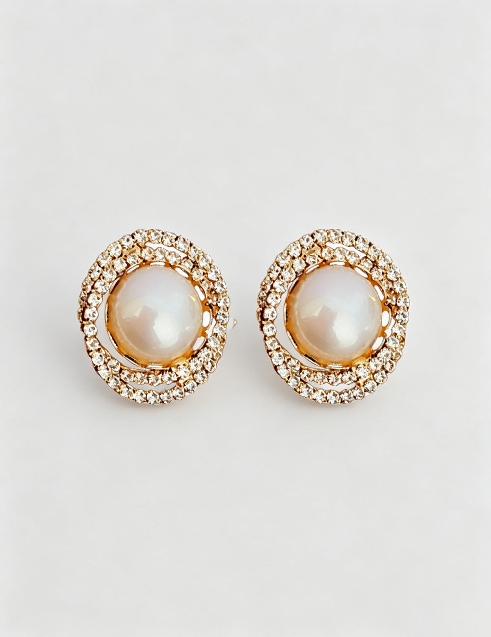 Vintage Sparkly Halo Rhinestone Pearl Stud Earrings 6W6JER753