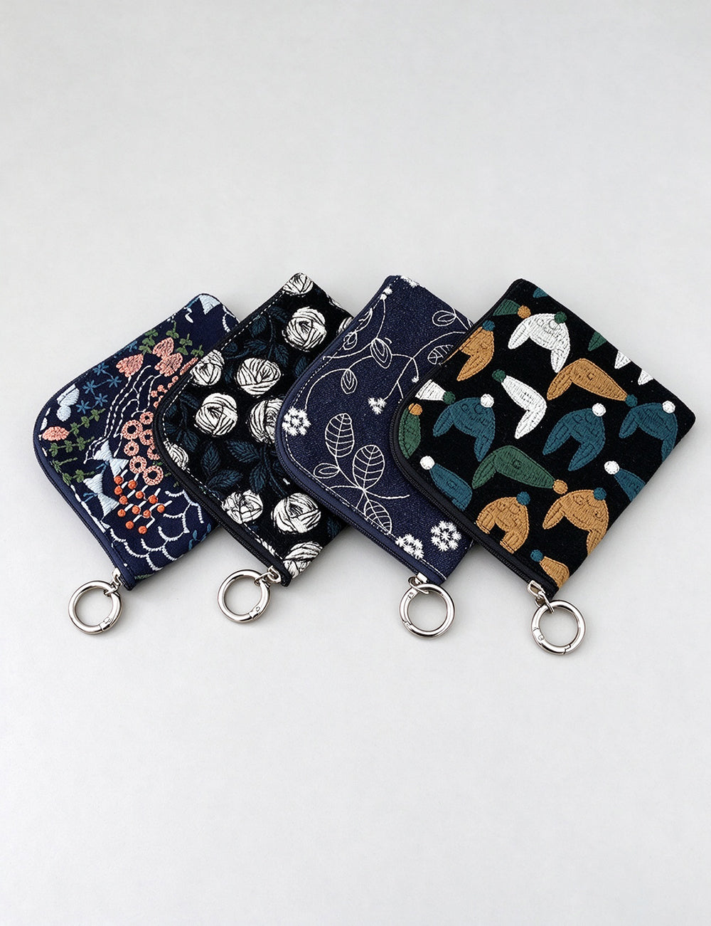 Retro Embroidered Cotton Linen Coin Purse 6W10BWB384