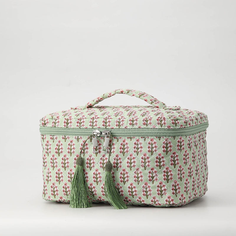 Stylish Floral Print Quilt Shell Cosmetic Bag 6S5CO124