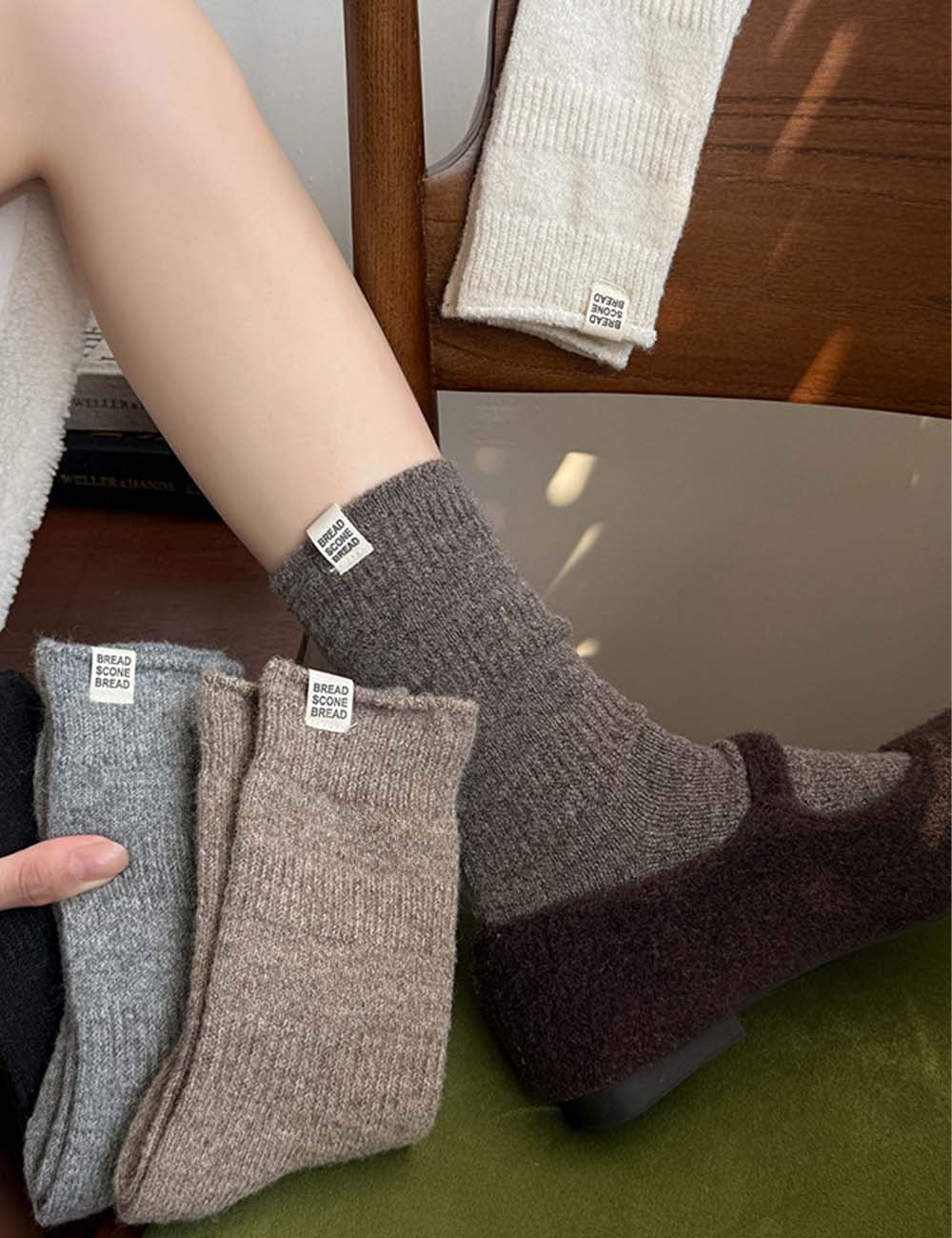 Trendy Wool Vertical Striped Warm Crew Socks DP25H537