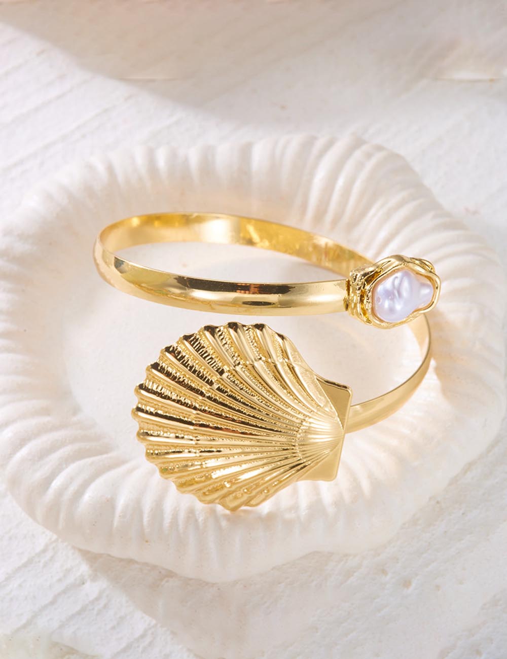 Chunky Gold Plated Shell Pearl - DippedShop Wholesale - #1059