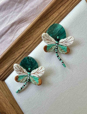 Vintage Green Dragonfly Stud Earrings DP25D826
