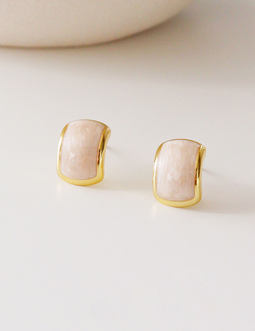 Geometric C-Shaped Stud Earrings - DippedShop Wholesale - #8659