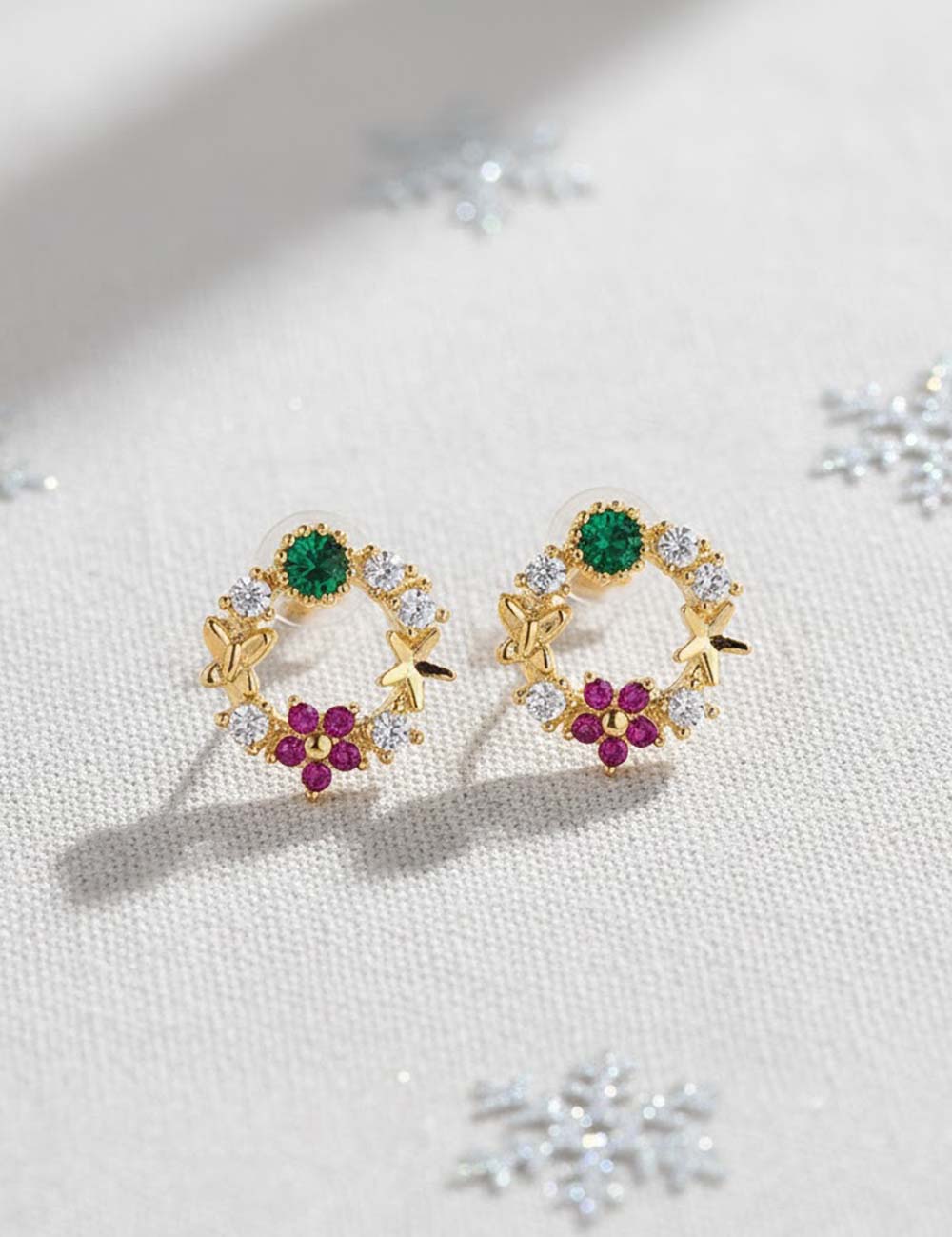 Cute Wreath Bow Rhinestone Stud Earrings DP25G796