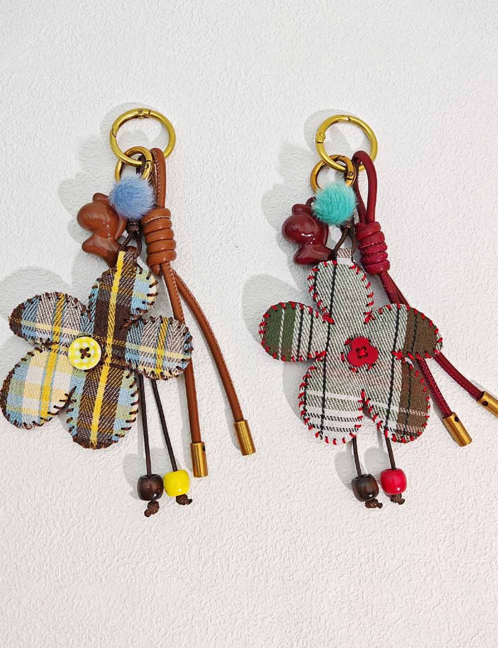 Vintage Plaid Horse Charm - DippedShop Wholesale - #3379
