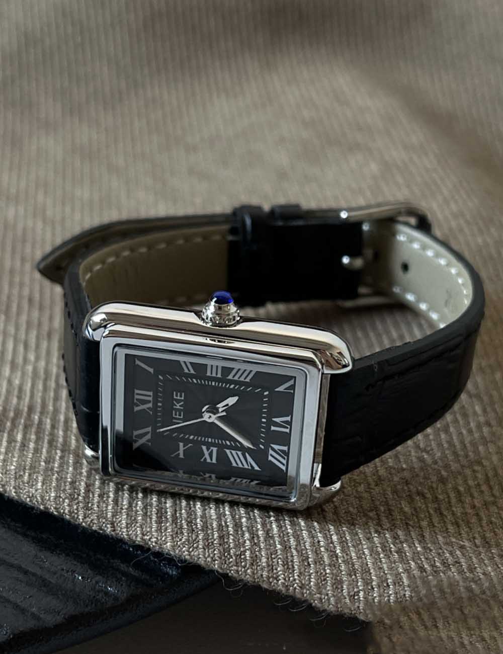 Minimalist Square Roman Dial Quartz Watch DP25F734
