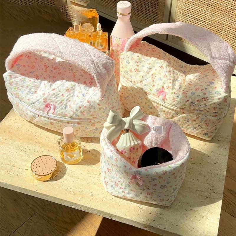 Soft Plush Cute Bow Print Cosmetic Bag DP25H567