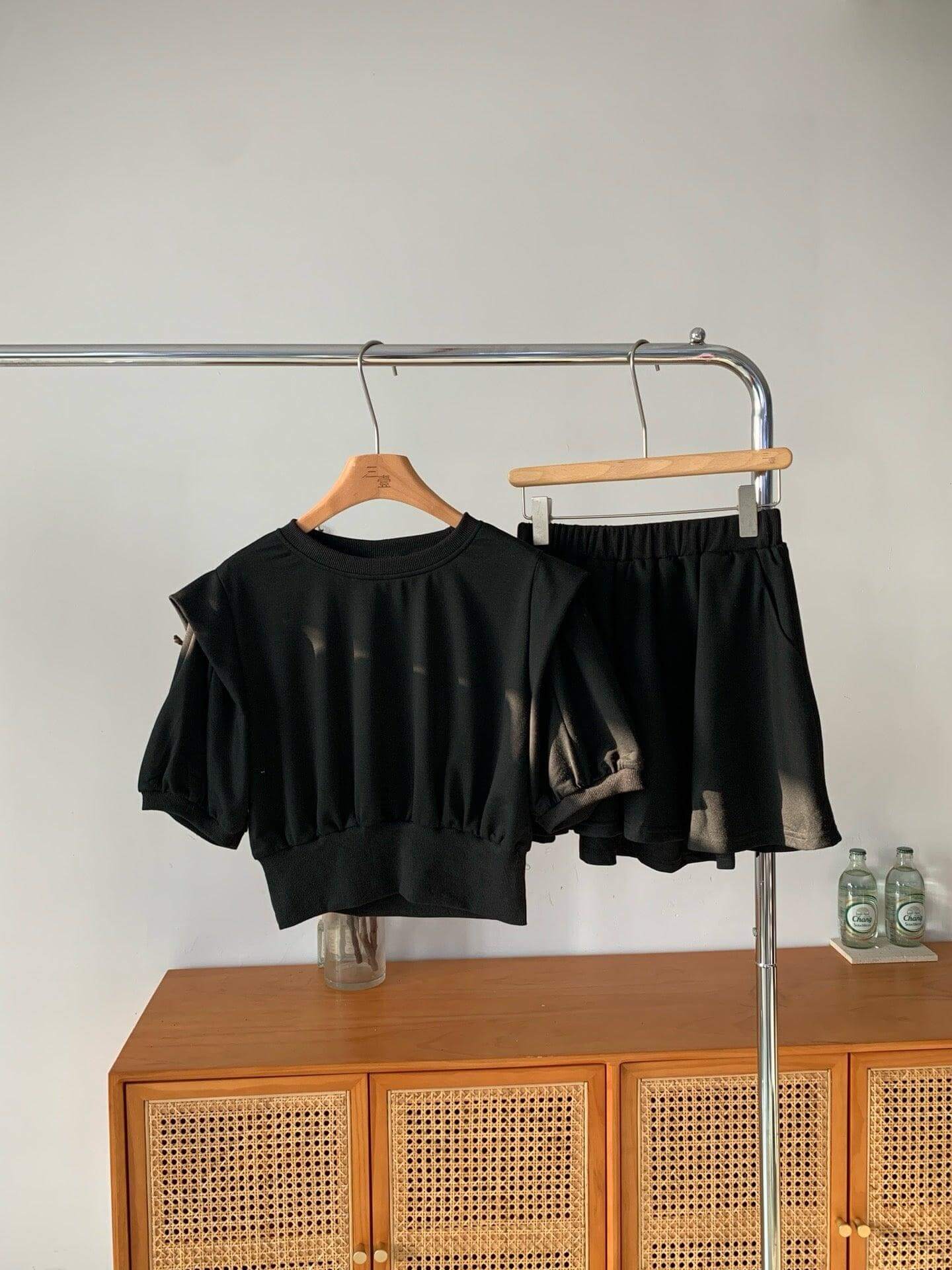 Round Neck Top and Shorts - DippedShop Wholesale - #3283