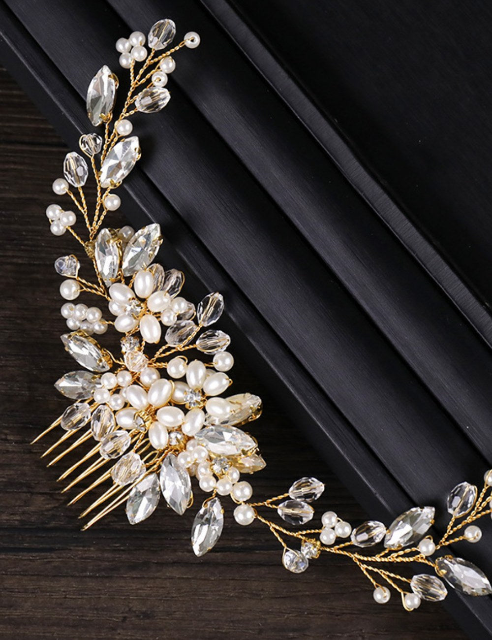 Elegant Handmade Pearl Wedding Hair Comb DPJC1226