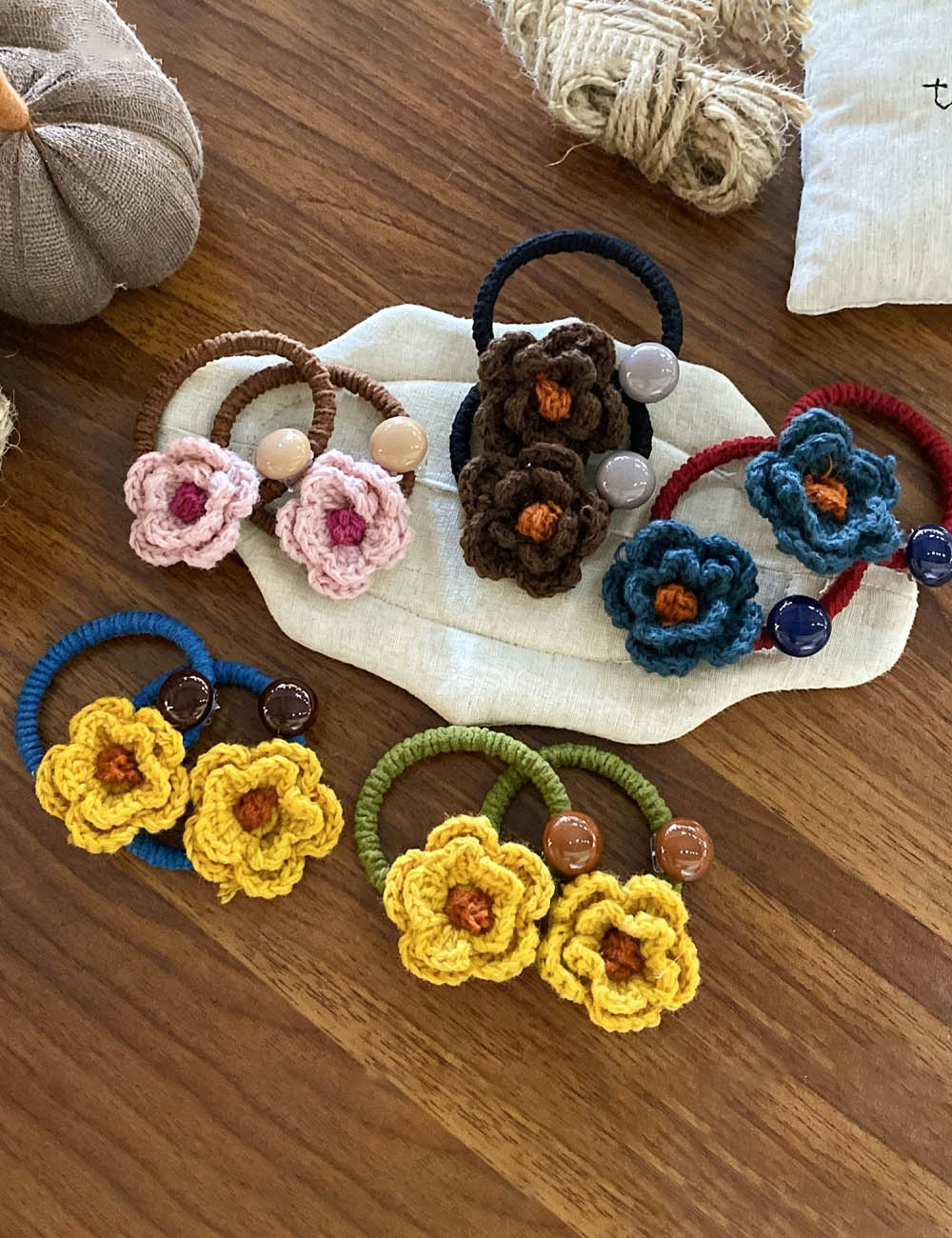 Refined Color Block Knit Flower Bead Hair Tie MK2BLW6W6HHT20