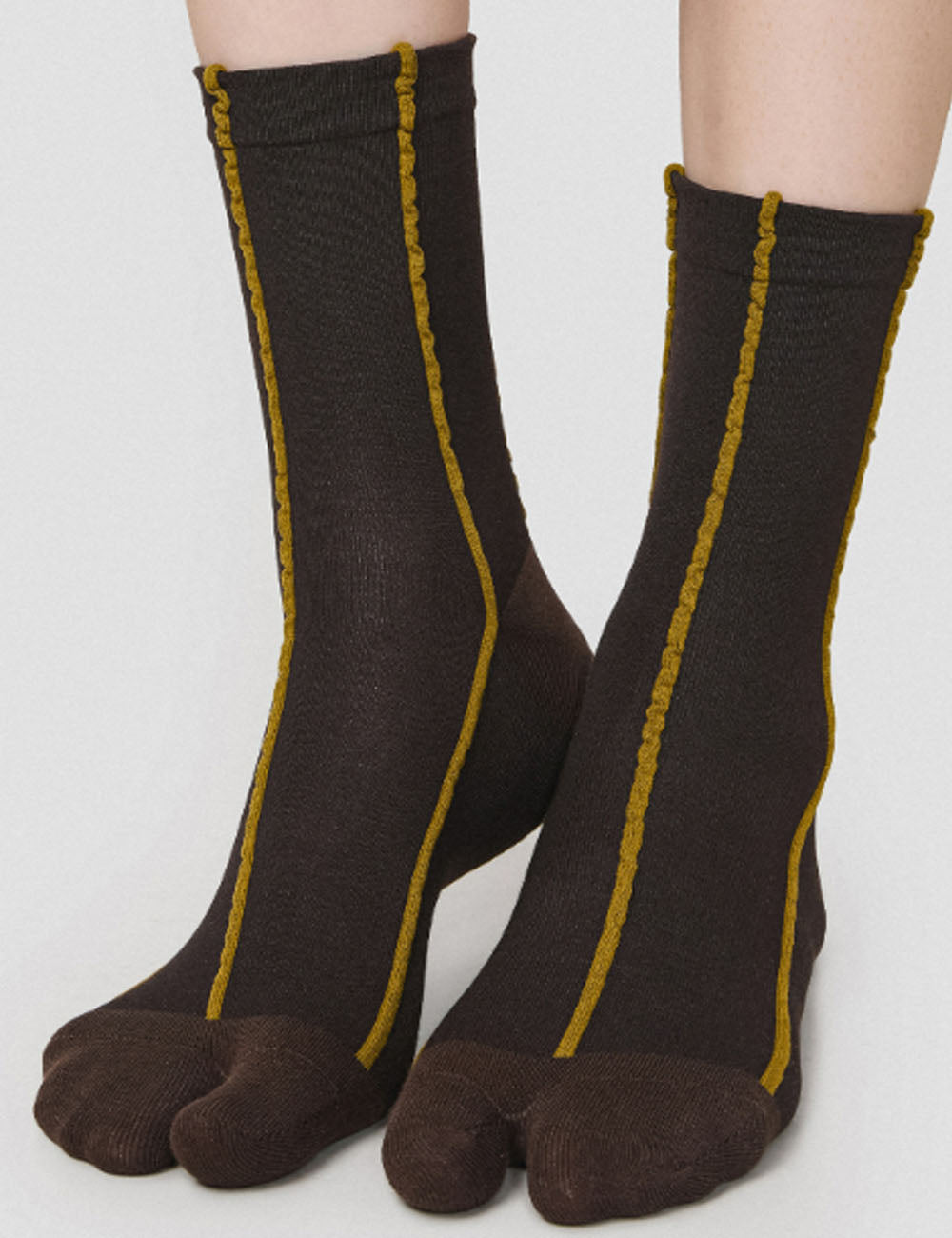 Color Contrast Striped Breathable Crew Tabi Socks 6W8FSO535