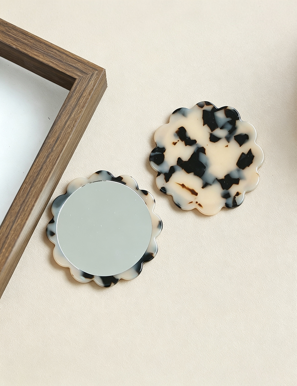 Cute Sunflower Round Portable - DippedShop Wholesale - #9475
