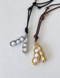 Simple Pea Pod Pearl Pendant Cord Necklace 6W6JNC1013