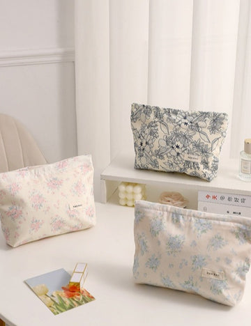 Floral Print Sweet Simple Cosmetic Bag DPB1025