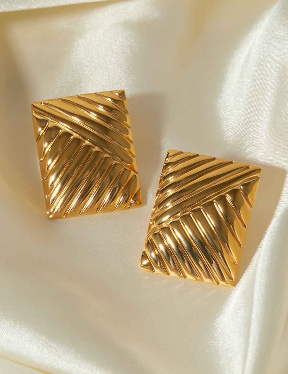 Simple Gold Stainless Steel Striped Symmetrical Earrings DPJE1285