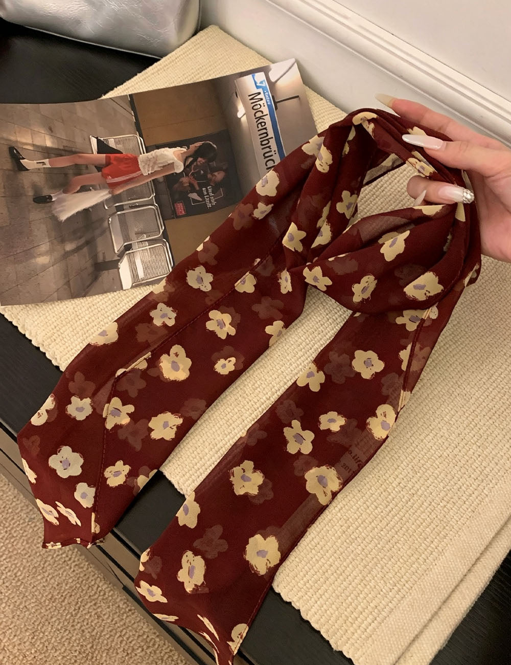 Chic Floral Print Lightweight Silk Scarf 6W6NSI197