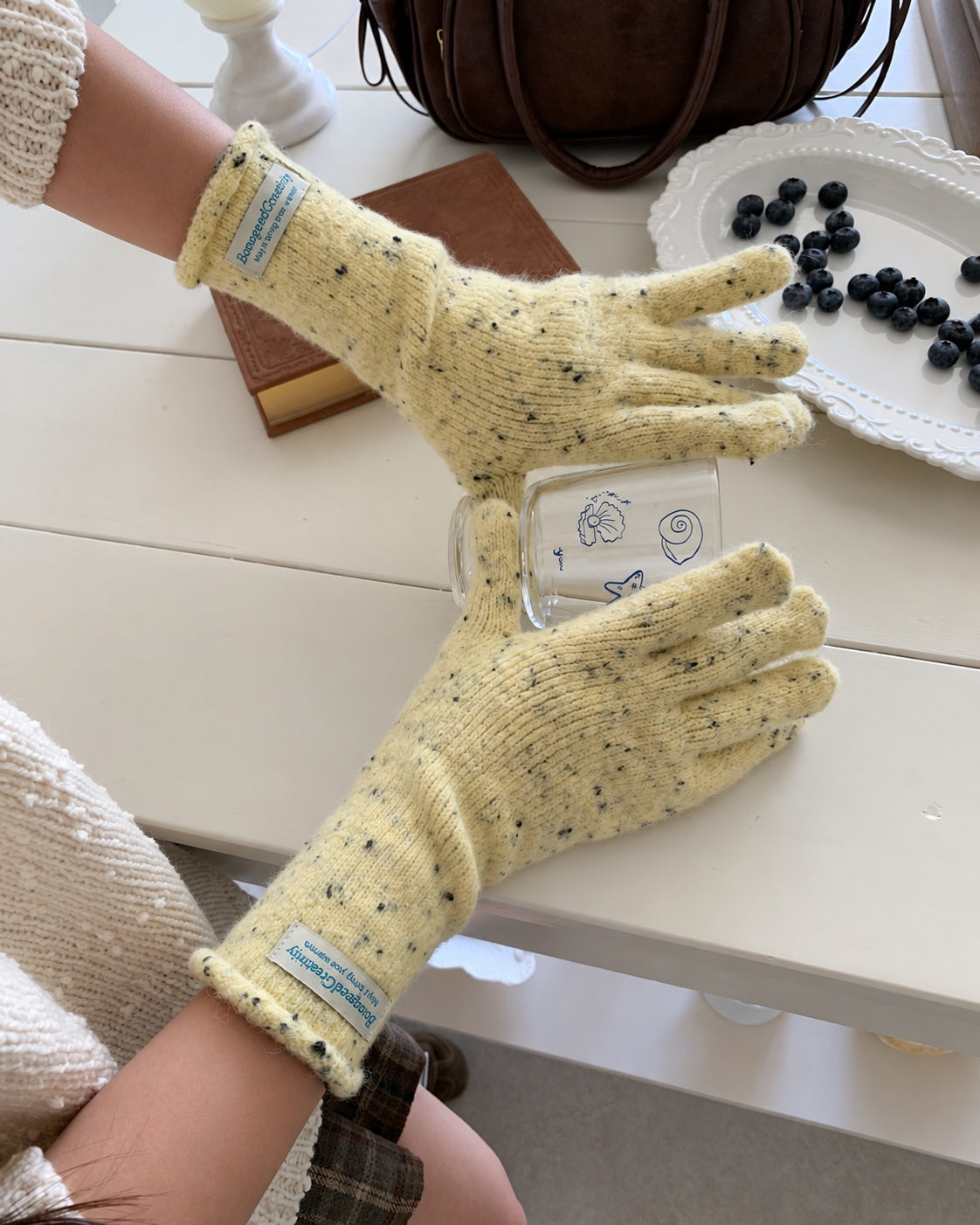 Trendy Polka Dots Knit Touch Screen Gloves 6W6GLO87