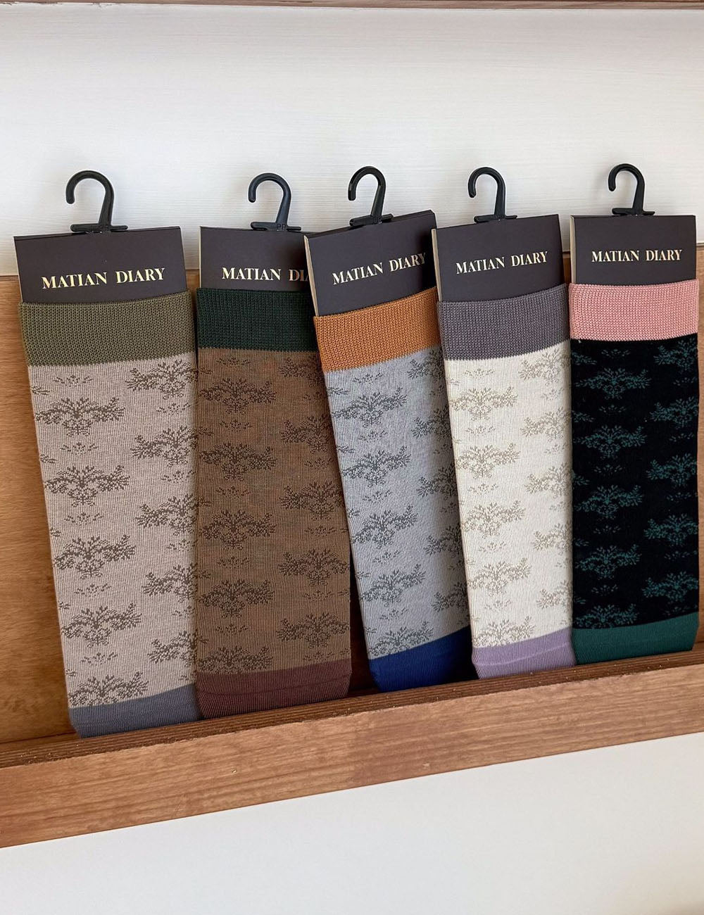 Floral Color Block Crew Socks - DippedShop Wholesale - #6691