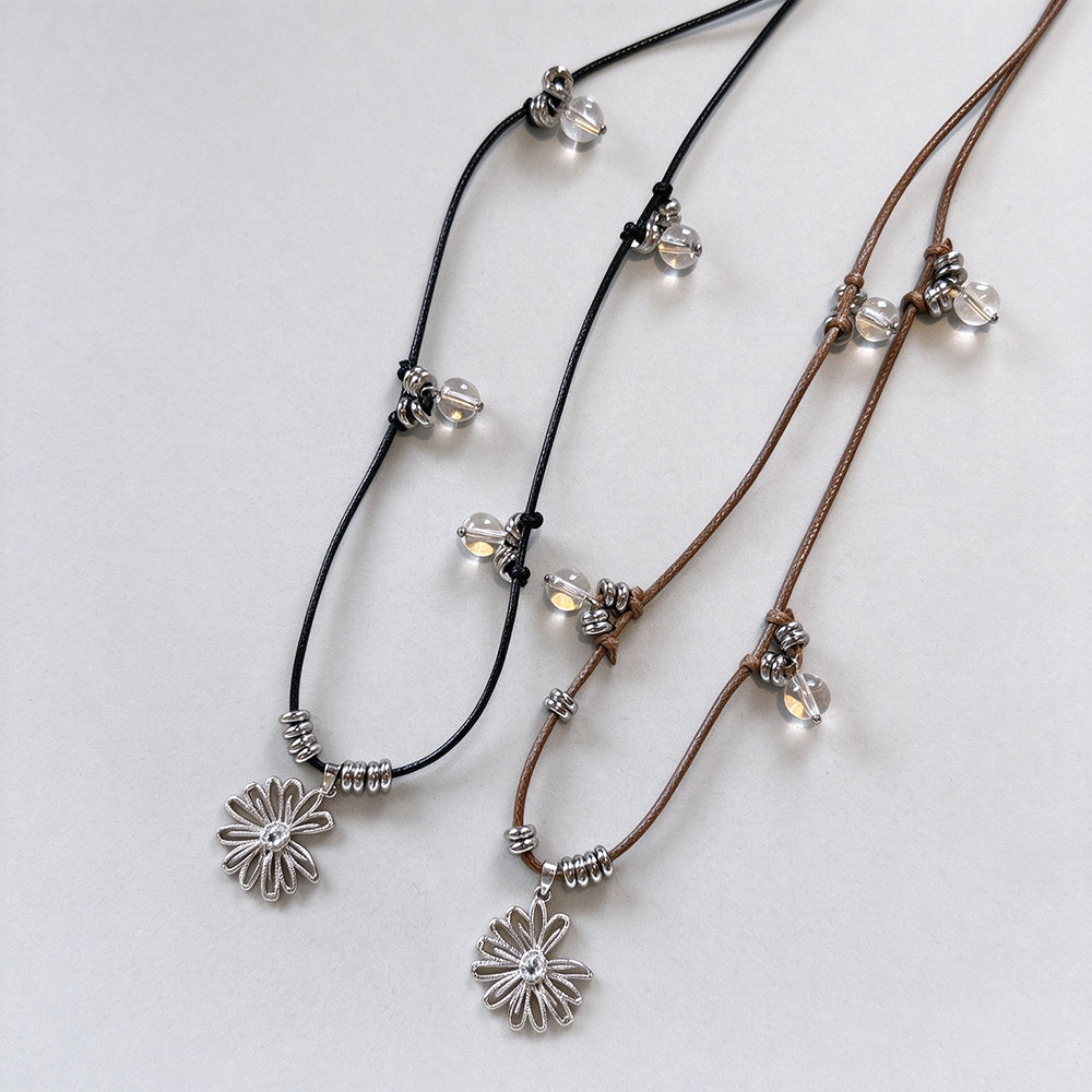 Handcrafted Daisy Flower Leather Cord Necklace 6W6JNC1012