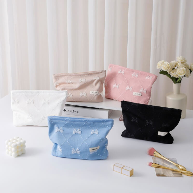 Cute Bow Embossed Portable Makeup Bag DP25C597
