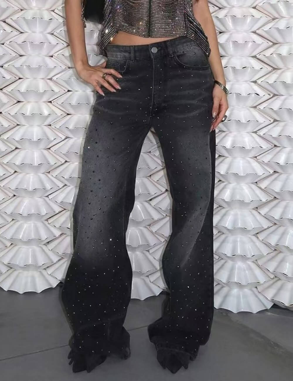 Distressed Washed Rhinestone Loose Jeans DP25B804