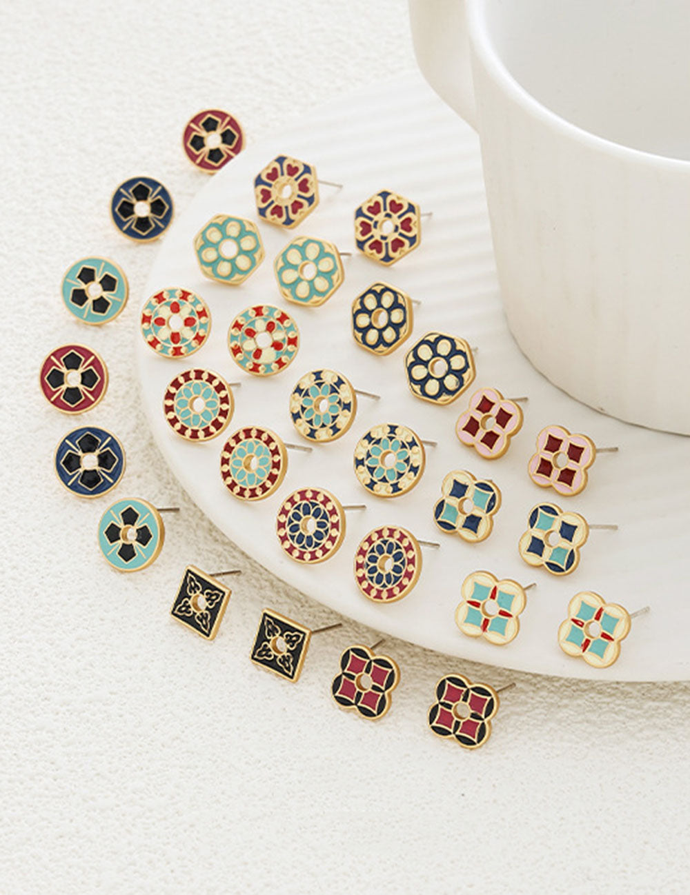 Vintage Geometric Floral Stud Earrings DP25E616
