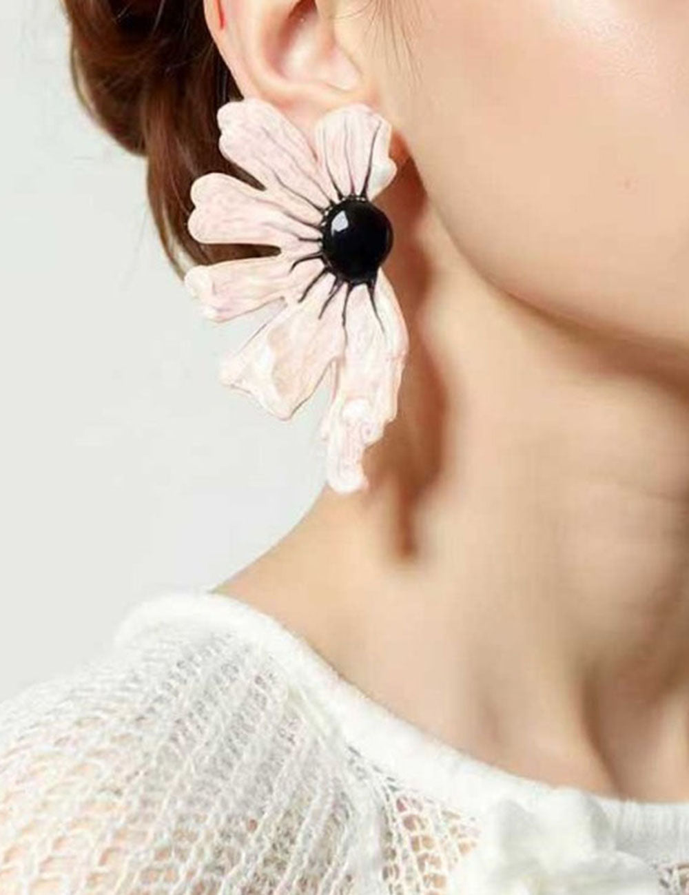 Vintage Flower Stud Earrings - DippedShop Wholesale - #3219