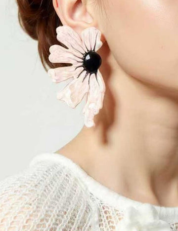 Vintage Flower Stud Earrings - DippedShop Wholesale - #3219