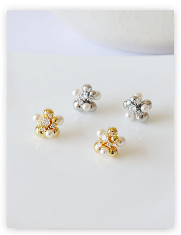 Flower Cubic Zirconia Pearl Stud Earrings DP25E709