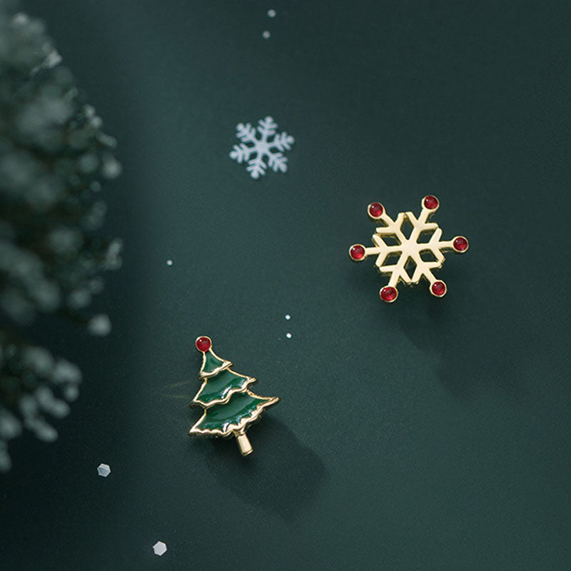 Asymmetrical Christmas Tree Snowflake Stud Earring DP25G799