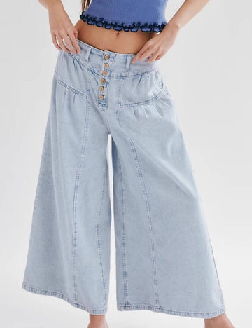 Buttons Midi Rise Wide Leg Jeans DP25B812