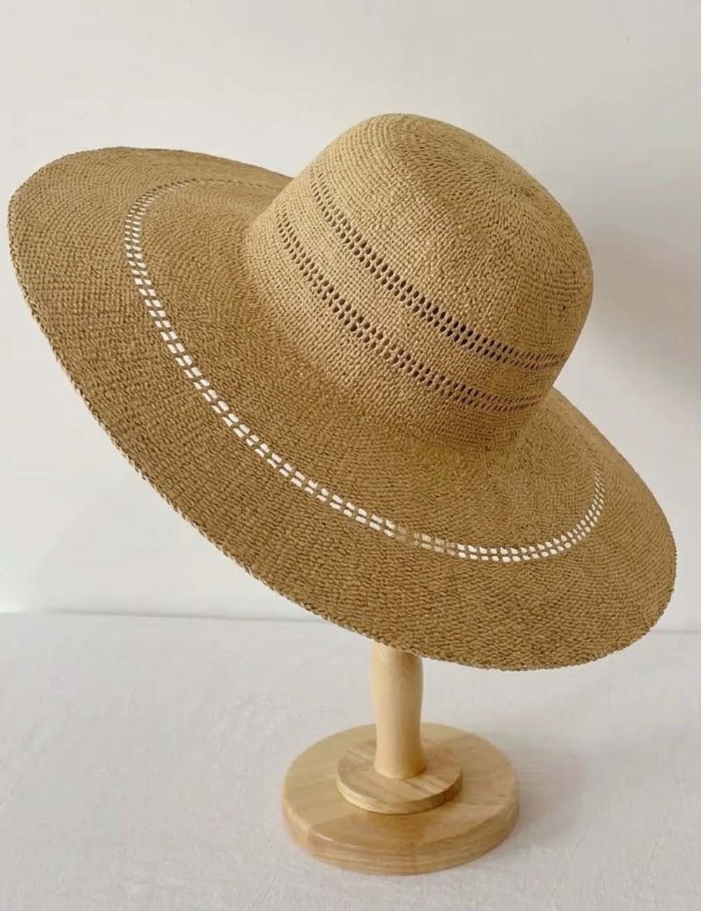 Wide Brim Foldable Straw Hat - DippedShop Wholesale - #6611