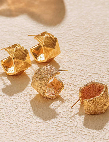 Vintage Chunky Brushed Gold Stud Earrings DP25D839